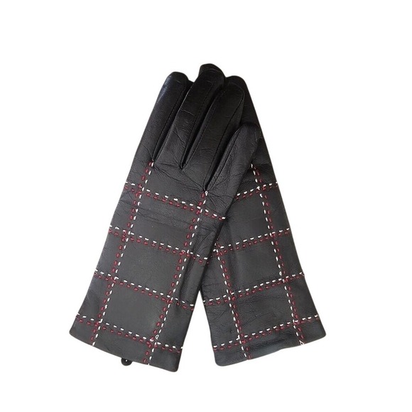 Charter Club Accessories - NWT Touchscreen Charter Club Black Lambs Leather Gloves with Stitching Detail